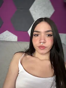 ShannonShanny online show from 16, 3, 2025