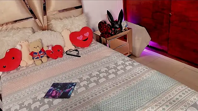 Snapshot of Nikole66_ chatting on 19, 2, 2025 Nikole66 online show from 19, 2, 2025