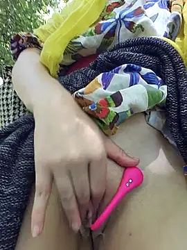 Exhibitionsplit online show from 14, 9, 2025