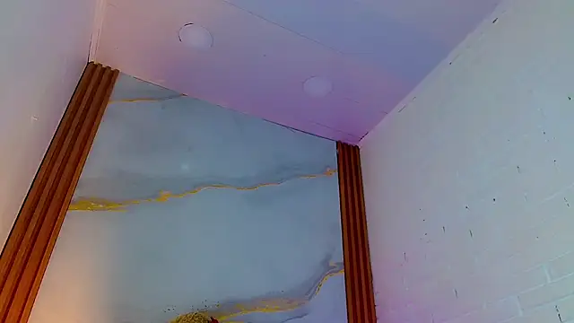 CoralineSweett online show from 26, 10, 2025