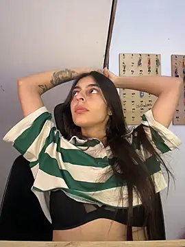 Snapshot of cristel_17 chatting on 20, 7, 2026 cristel 17 online show from 20, 7, 2026
