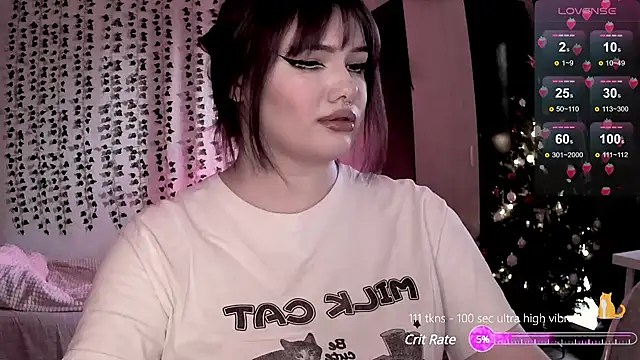 strawberry elfcat online show from 9, 1, 2025