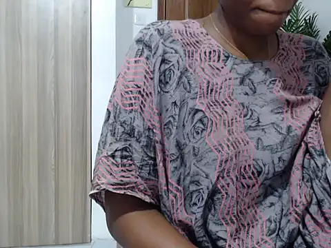 black   ghodess online show from 25, 6, 2026