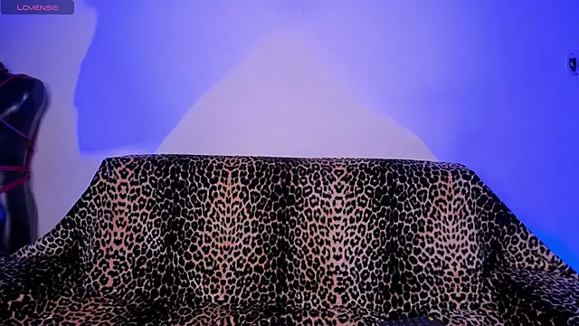 Snapshot of irregular_fetish_ chatting on 24, 11, 2025 irregular fetish online show from 24, 11, 2025