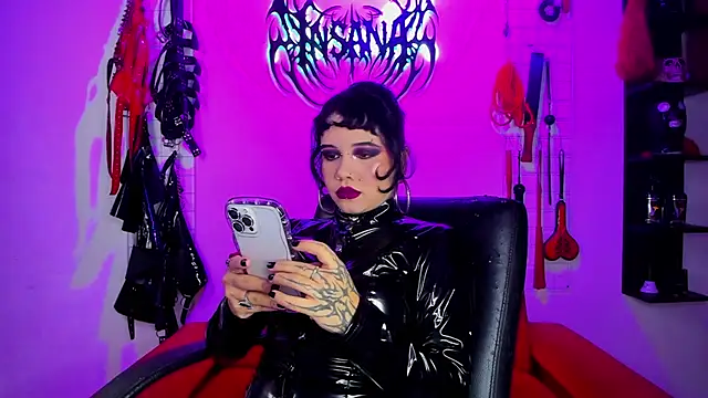 Snapshot of irregular_fetish_ chatting on 25, 2, 2026 irregular fetish online show from 25, 2, 2026