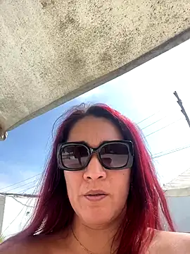 LISA BULLOCK  online show from 10, 10, 2025