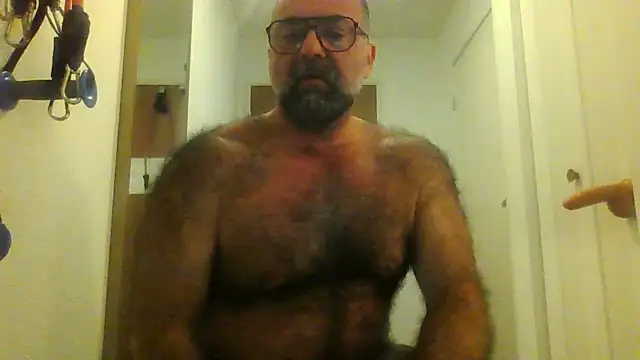 chainjulious online show from 20, 2, 2026