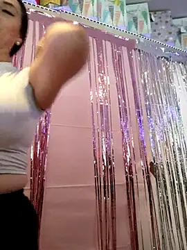 Mia Novikov online show from 28, 7, 2026