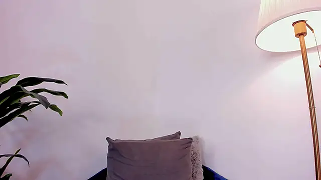 sweet karinpaz777 online show from 3, 8, 2026
