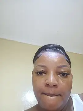 Snapshot of Miss_lisa- chatting on 17, 7, 2026 Miss lisa- online show from 17, 7, 2026
