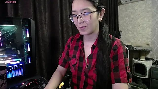 Snapshot of Brightssmiles chatting on 28, 1, 2025 Brightssmiles online show from 28, 1, 2025