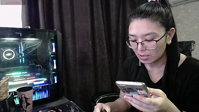 Snapshot of Brightssmiles chatting on 5, 2, 2025 Brightssmiles online show from 5, 2, 2025