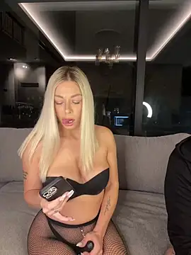 SexOnMyLvL online show from 22, 4, 2026