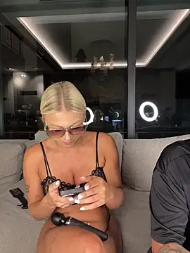 SexOnMyLvL online show from 27, 7, 2026