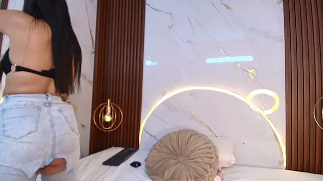 Snapshot of danisaenz_ chatting on 31, 1, 2025 danisaenz online show from 31, 1, 2025