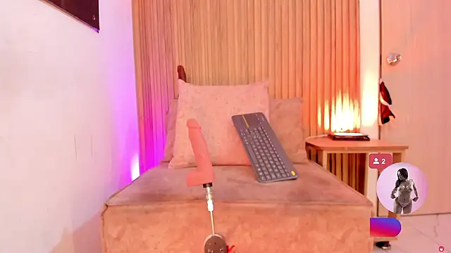 sofhiaa adaams online show from 28, 7, 2026