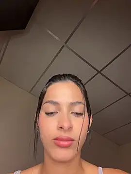 Snapshot of violetta-brown1 chatting on 26, 2, 2026 violetta-brown1 online show from 26, 2, 2026