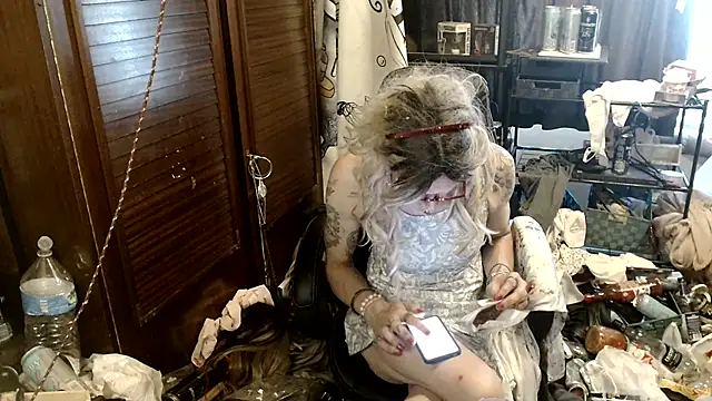 Snapshot of Ombeline1 chatting on 11, 7, 2026 Ombeline1 online show from 11, 7, 2026