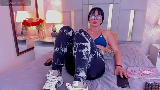 Snapshot of Camilaa_Sanchez_ chatting on 31, 1, 2025 Camilaa Sanchez  online show from 31, 1, 2025