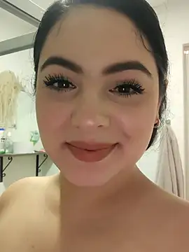 Lia Hurley online show from 16, 9, 2025