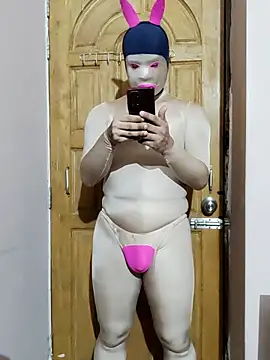 Snapshot of zentaishow chatting on 24, 11, 2025 zentaishow online show from 24, 11, 2025