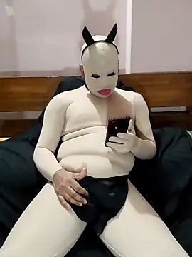 Snapshot of zentaishow chatting on 25, 3, 2026 zentaishow online show from 25, 3, 2026