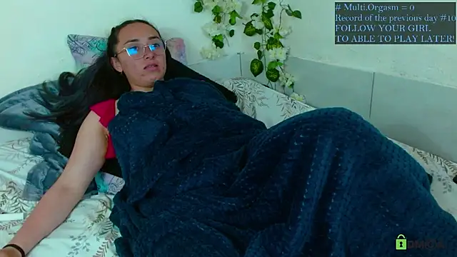Hot Candy  online show from 12, 5, 2026