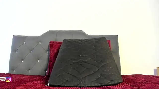 Snapshot of mariana_preciado chatting on 27, 1, 2025 mariana preciado online show from 27, 1, 2025