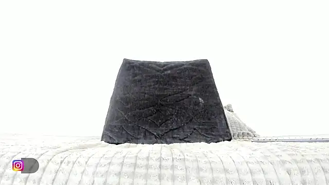 Snapshot of mariana_preciado chatting on 1, 3, 2025 mariana preciado online show from 1, 3, 2025