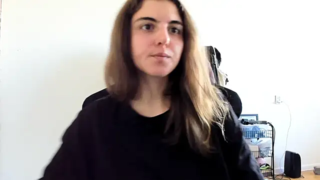 emmamurrr online show from 12, 9, 2025