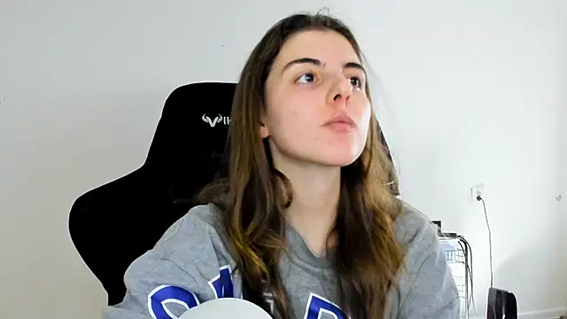 emmamurrr online show from 13, 11, 2025