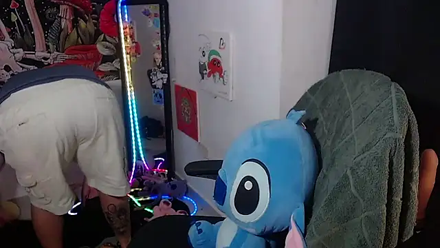 isabeautyx19 online show from 23, 6, 2026