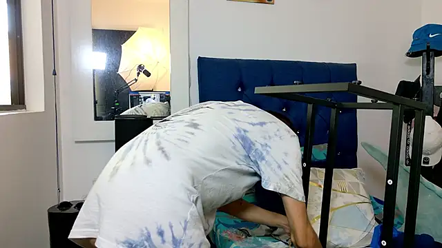 grey   27 online show from 8, 2, 2025