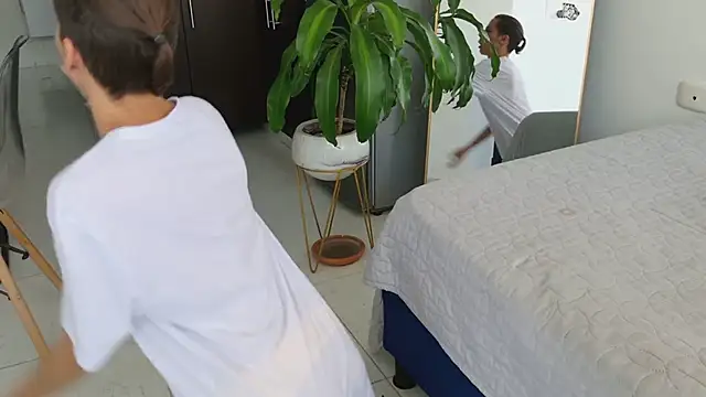 grey   27 online show from 10, 3, 2025