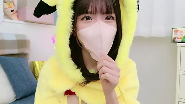 -minami- online show from 9, 1, 2025