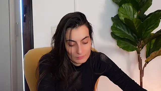 NinaCrystal1 online show from 22, 3, 2026