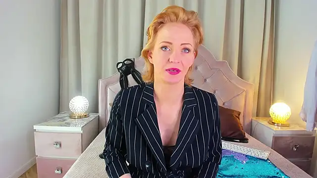 SquirtyAlisa online show from 18, 3, 2025