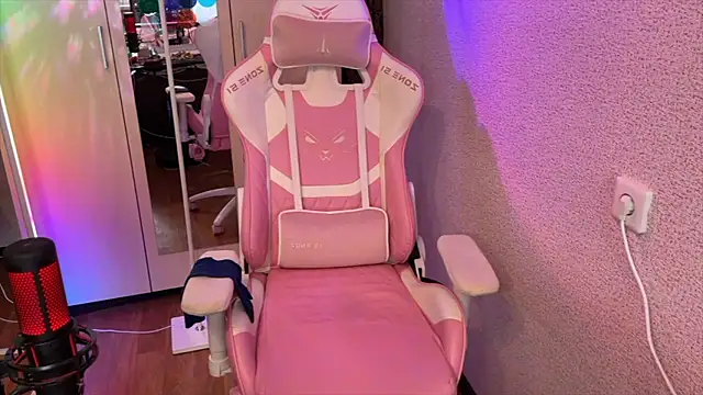 Katrin  kiss online show from 13, 1, 2026