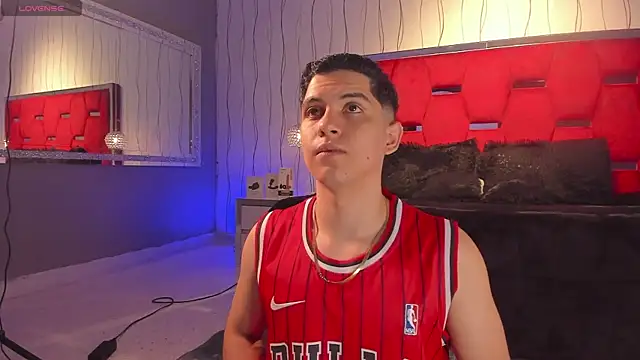 Brat  online show from 14, 12, 2025