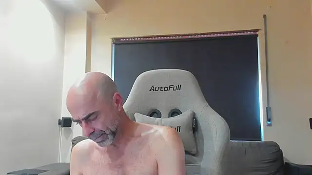 Snapshot of Bicopflirt chatting on 11, 9, 2025 Bicopflirt online show from 11, 9, 2025