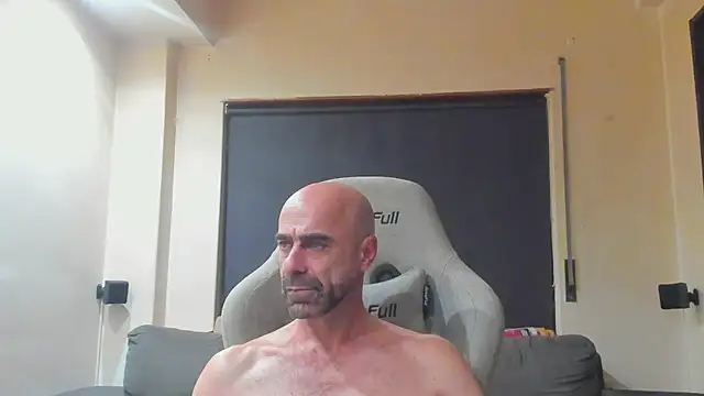 Snapshot of Bicopflirt chatting on 13, 9, 2025 Bicopflirt online show from 13, 9, 2025