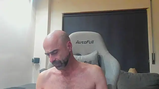 Snapshot of Bicopflirt chatting on 29, 10, 2025 Bicopflirt online show from 29, 10, 2025