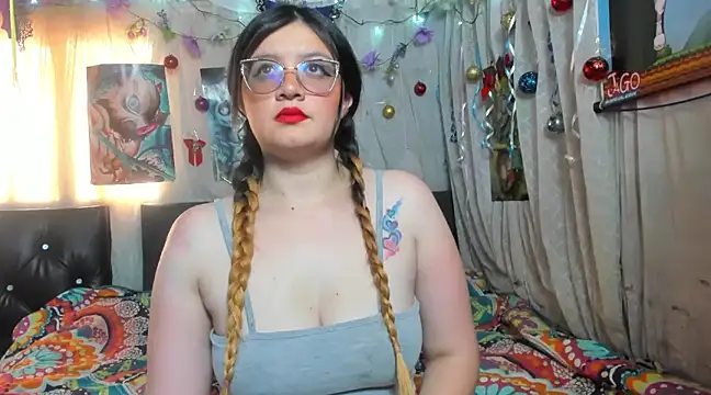 NinaGauther online show from 6, 12, 2024