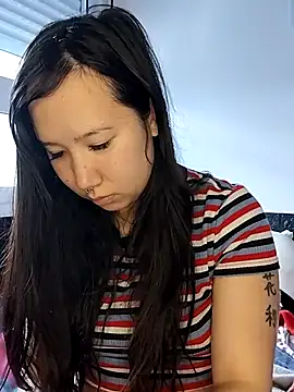 Japabaixinha online show from 11, 9, 2025