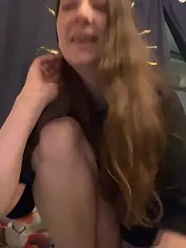 Snapshot of Lori_Foxy chatting on 6, 1, 2025 Lori Foxy online show from 6, 1, 2025