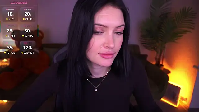 MilaSecrett online show from 18, 12, 2025