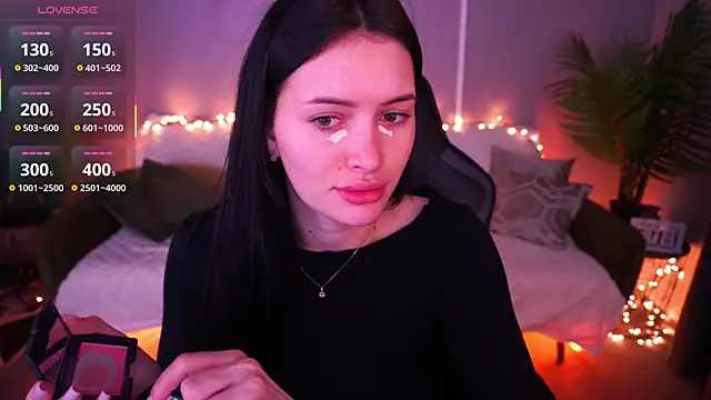 MilaSecrett online show from 13, 3, 2026