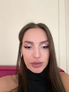 BellaHalles online show from 28, 2, 2025