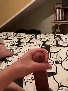 Snapshot of LivingLegend1978 chatting on 17, 12, 2025 LivingLegend1978 online show from 17, 12, 2025