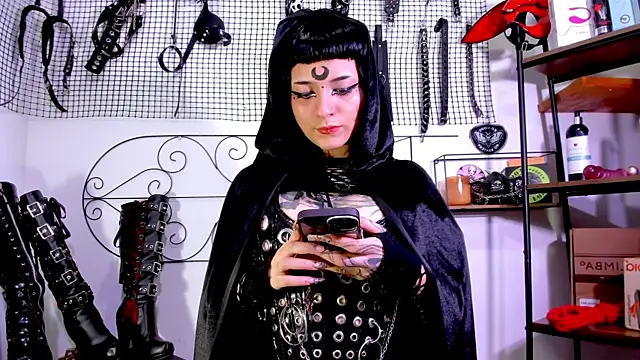 Snapshot of Agatha_BDSM chatting on 18, 10, 2025 Agatha BDSM online show from 18, 10, 2025